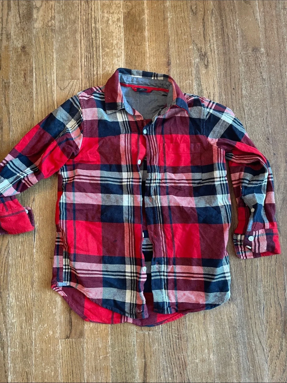 GAP Red Navy Plaid Button-Down Shirt